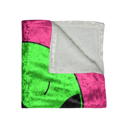 8 Ball Green Alien Lipstick Visitor Crushed Velvet Blanket