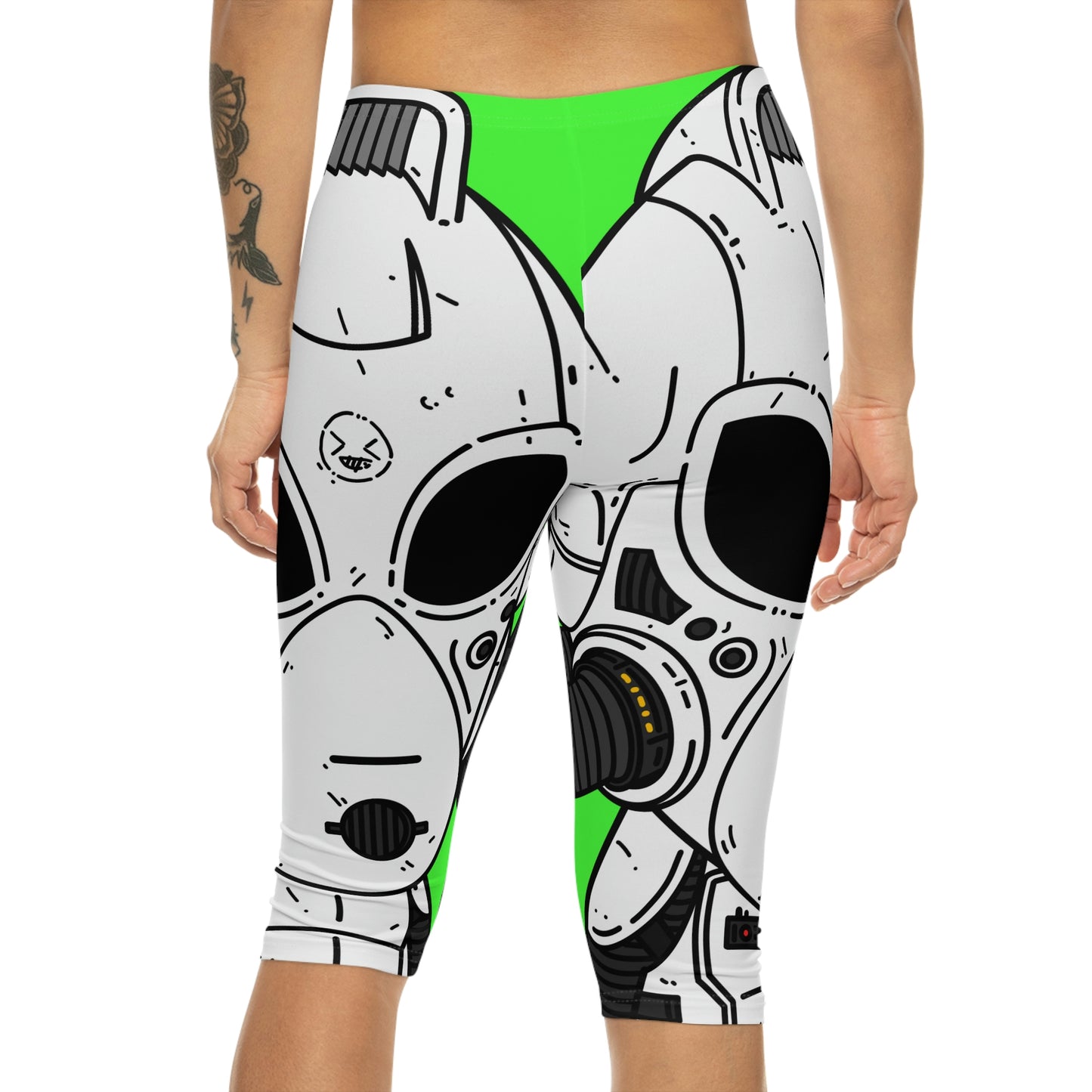 Alien LOL Visitor Women’s Capri Leggings (AOP)