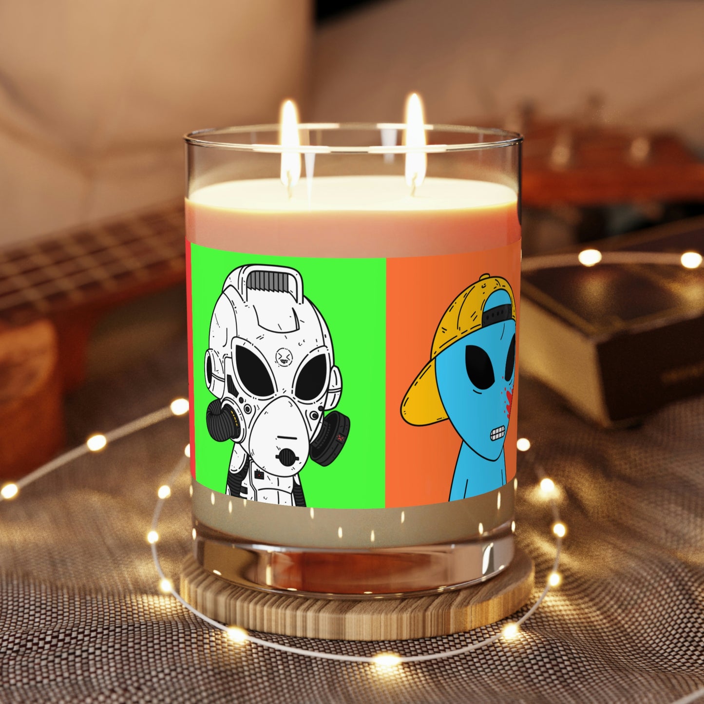 手作業で注がれたUSA The Visitors Alien Anime Scented Candle - フルグラス、11オンス