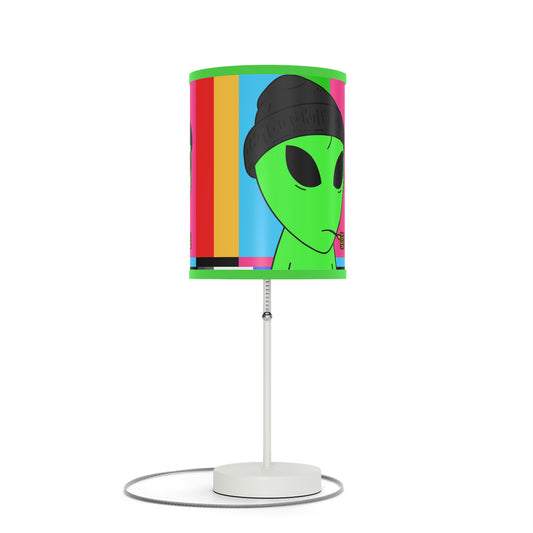 Pipe Smoking Green Alien Black Beanie Lamp on a Stand, US|CA plug
