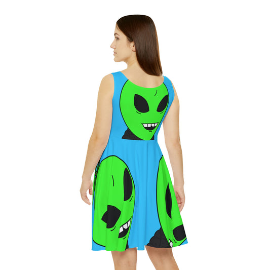 Vestido skater de mujer sonriente con diente astillado y manzana verde (AOP) 