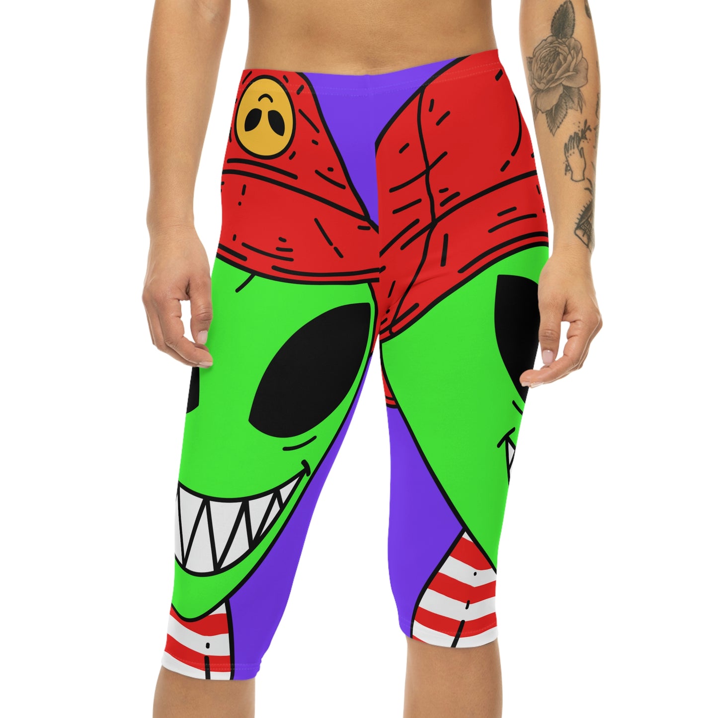 Alien Character Cartoon Big Smile Women’s Capri Leggings (AOP)