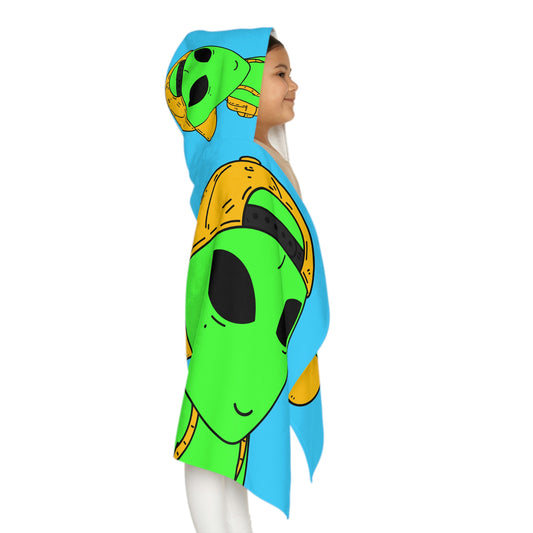 Backpacker Alien Visitor Round Youth Hooded Towel