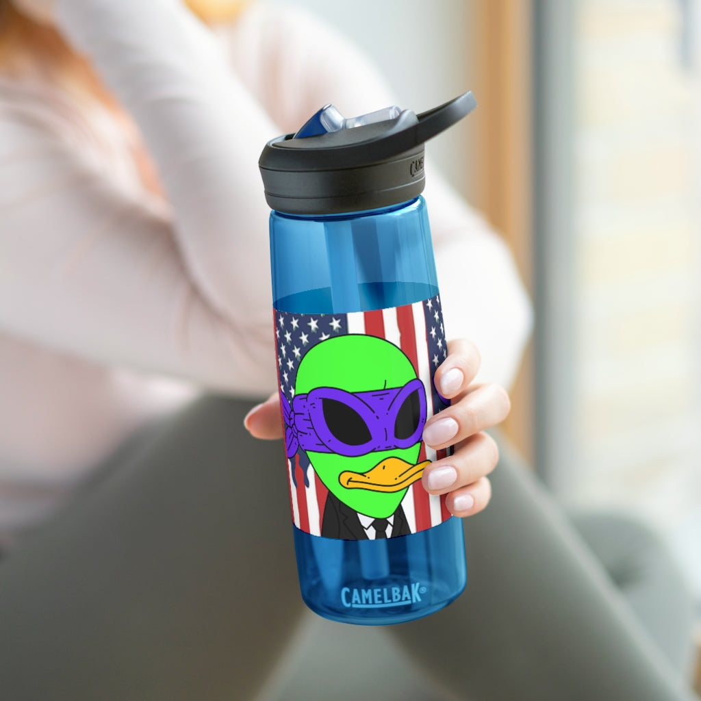 The Visitor 751 Green Alien Cartoon Anime Character Comic CamelBak Eddy®  Water Bottle, 20oz25oz