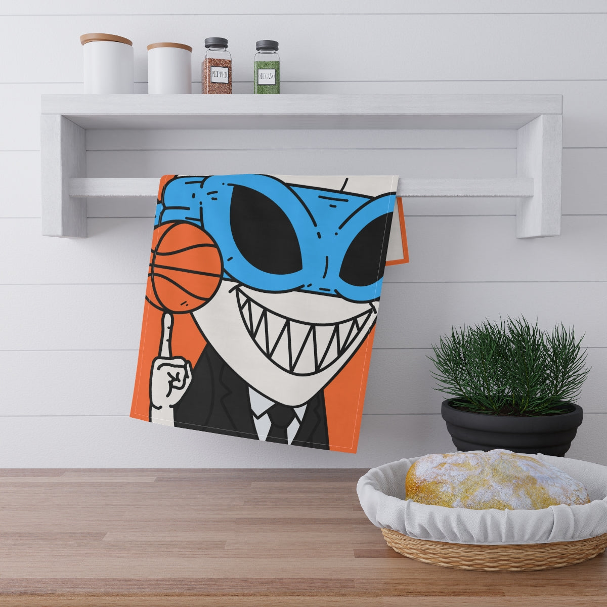 Alien BBall Sport Ninja Mask Big Smile Teeth Game Player Naranja Baloncesto Toalla de cocina 