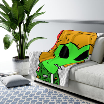 Spartan Helmet Military Jacket Lolipop Mouth Green Alien Visitor Sherpa Fleece Blanket