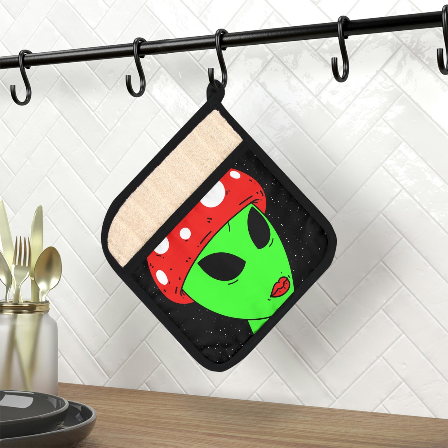 Mushroom Head Green Alien Visitor w/ Red Lips Pot Holder with Pocket