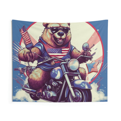 Roaring American Pride: Patriotic Bear 独立記念日 オートバイ アドベンチャー 屋内壁タペストリー