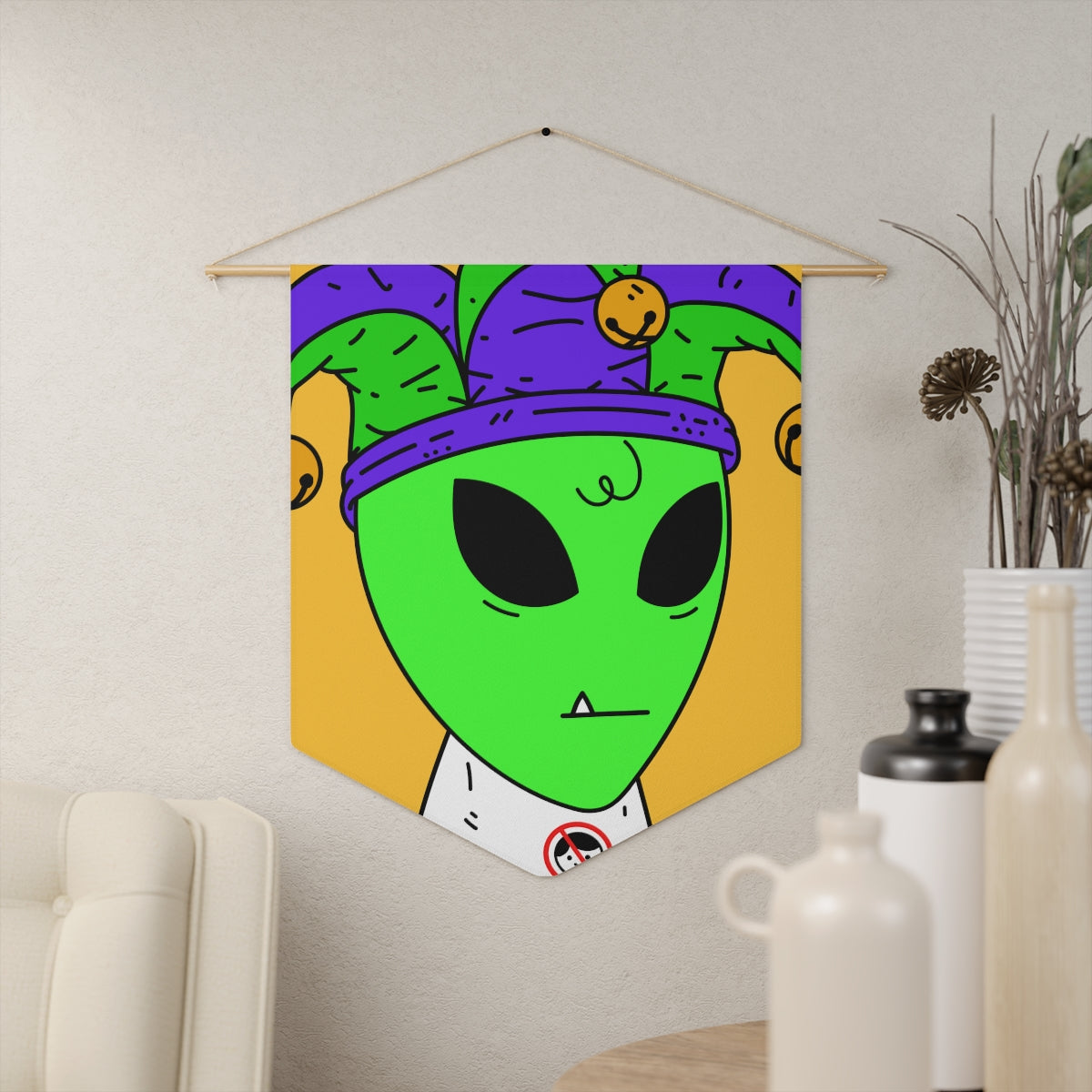 Joker Hat one Tooth Green Alien Anti Human T Shirt Visitor Pennant