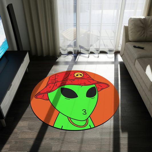 The Visitors Green Alien Kiss Face Gold Chain Red Hat Round Rug - Visitor751