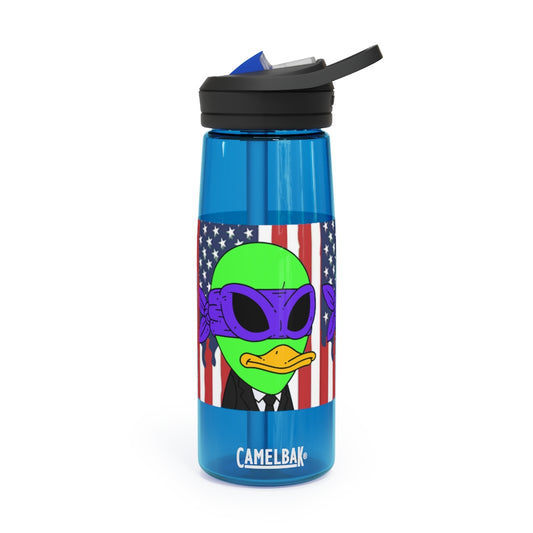 The Visitor 751 Green Alien Cartoon Anime Character Comic CamelBak Eddy®  Water Bottle, 20oz25oz